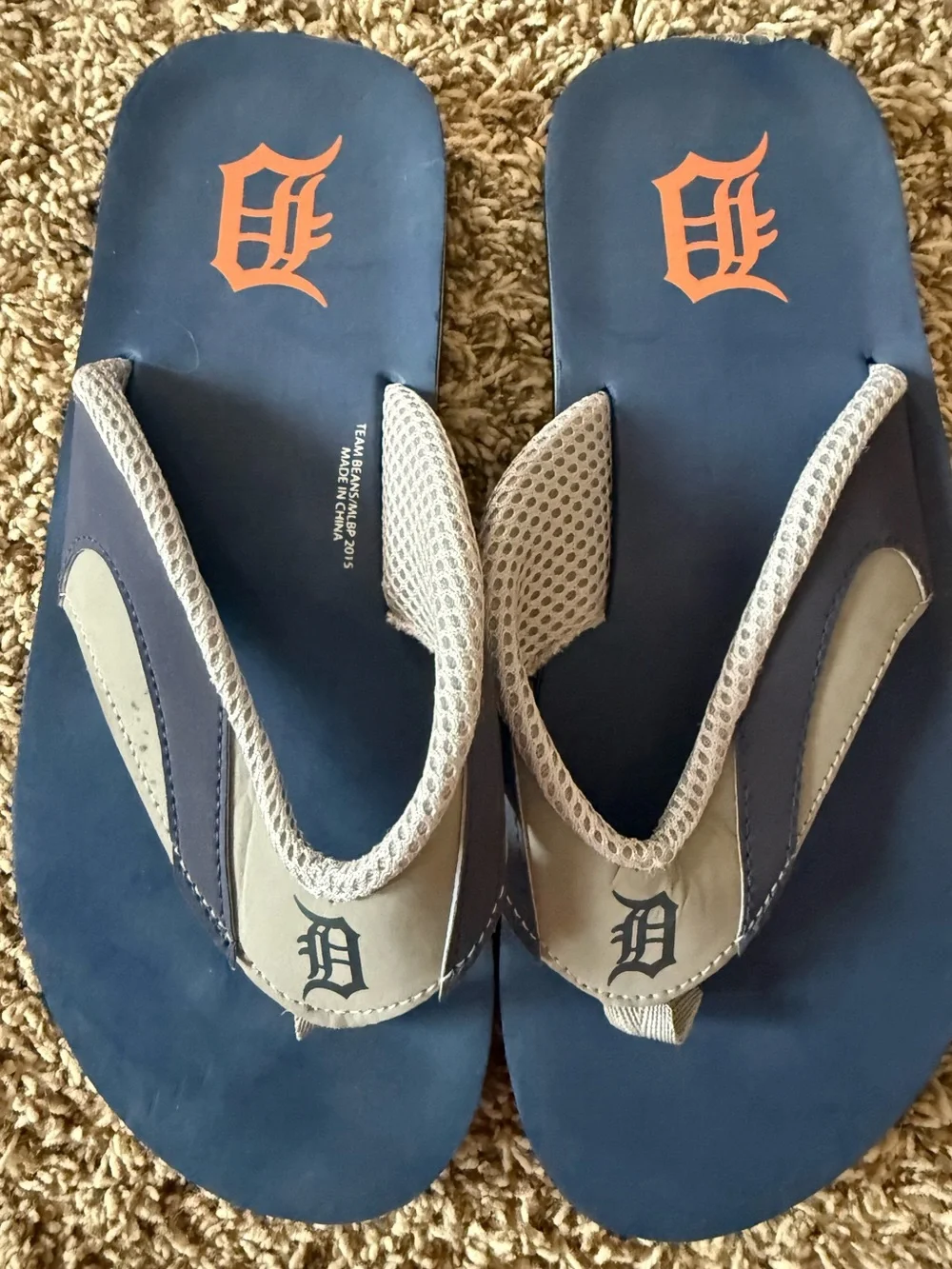NWOT Detroit Tigers Flip Flops Men’s  Size 10